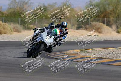 media/Nov-05-2022-SoCal Trackdays (Sat) [[f8d9b725ab]]/Turn 2 (1120am)/